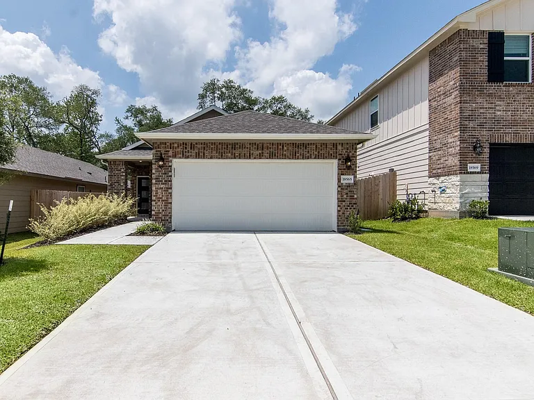 18565 Meadow Point Ln — Photo 1
