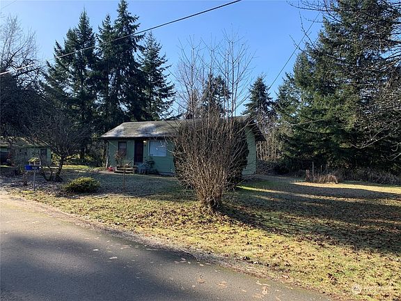 4th image of 12318 52nd Avenue E