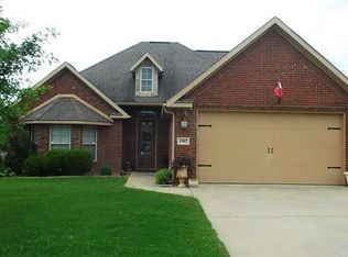 1902 W Morter Pl, Rogers, AR 72758