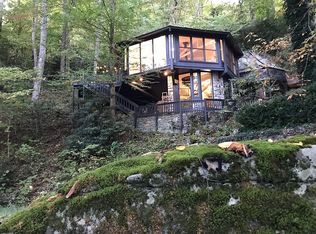 174 Tweetsie Ln W, Banner Elk, NC 28604
