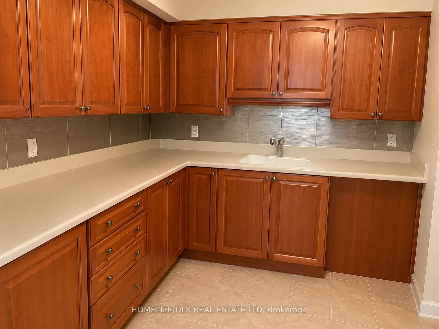 2 bed, $2,000 — Photo 3