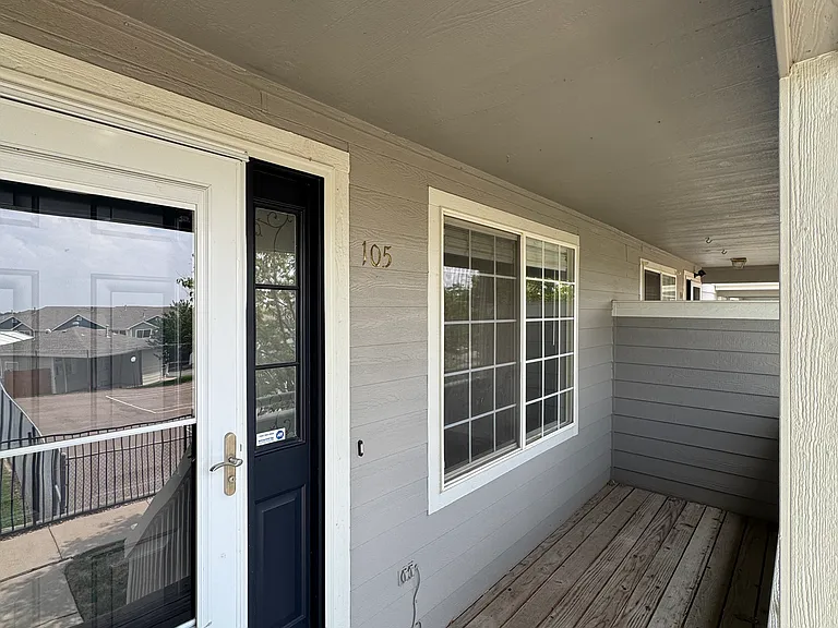 1365 S Danube Way — Photo 2
