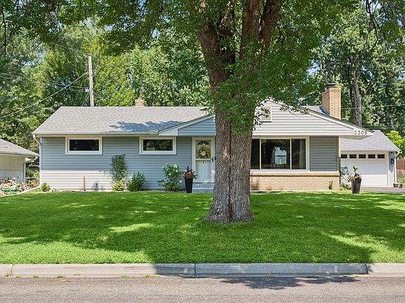 2nd image of 2309 Dorothy Ave