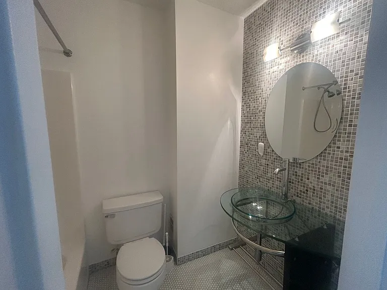 3235 W Wimbledon Dr — Photo 8