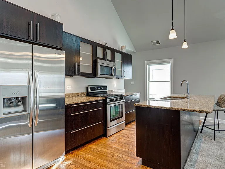 1414 W Superior St #2 — Photo 6