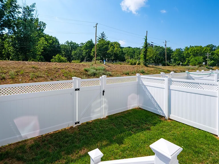 3487 Monterey Dr — Photo 21