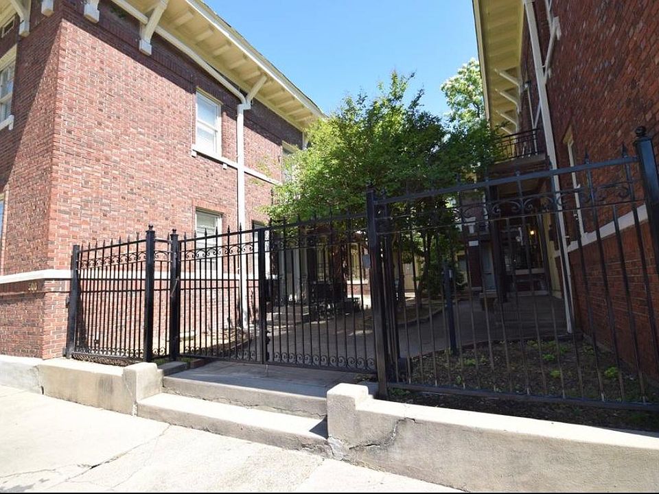 2nd image of 500 E 6th St APT 7