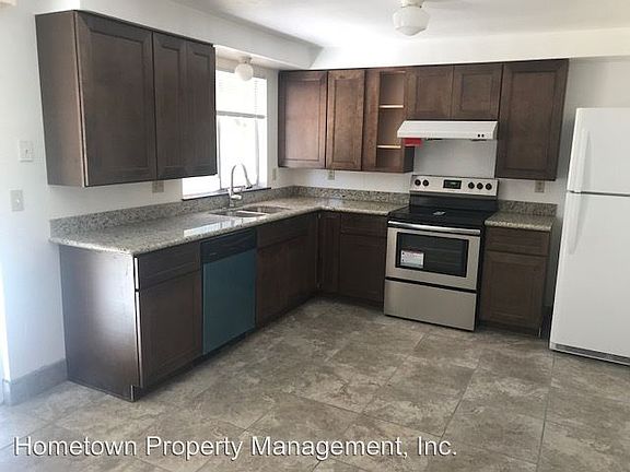 2nd image of 1324 Deerbrush Dr SE
