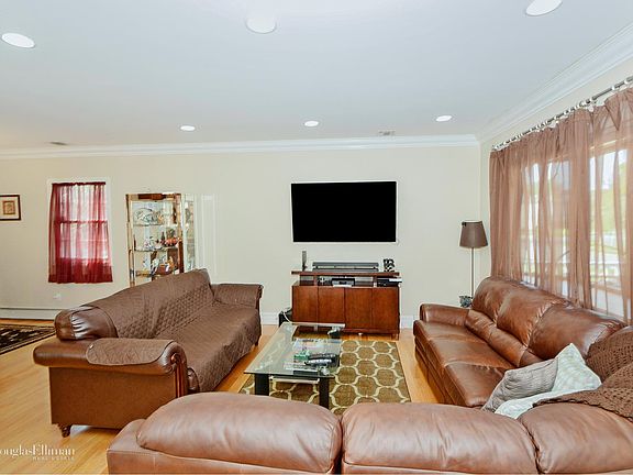 5th image of 1117 Shelboune Dr