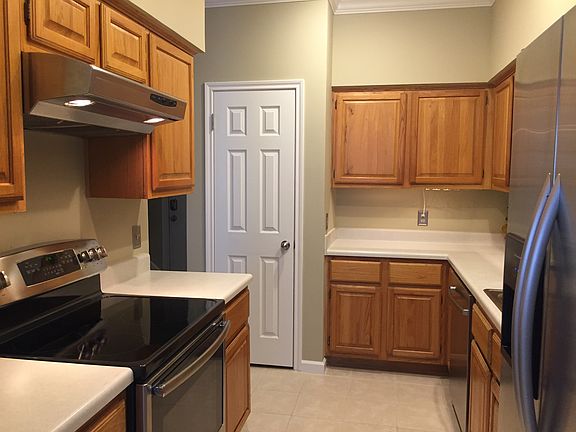 3rd image of 1103 Dulles Ave APT 503