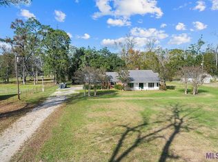 5585 Bayou Paul Rd, Plaquemine, LA 70776