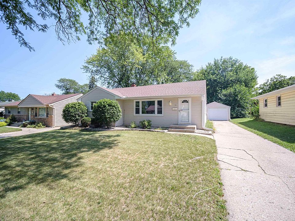 1st image of 716 Woodland Dr