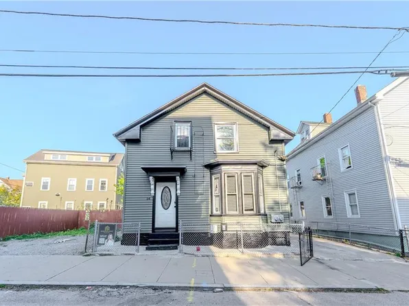 54 Joslin St, Providence, RI 02909