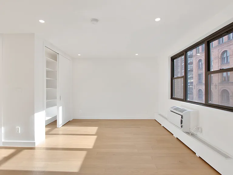227 E 59th St #3B — Photo 7