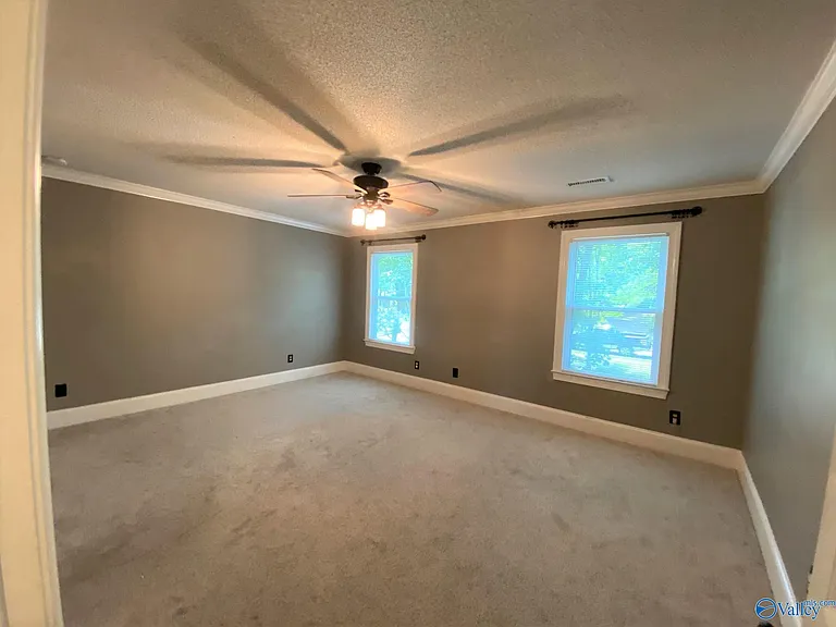 10103 Shadow Wood Dr SE — Photo 24