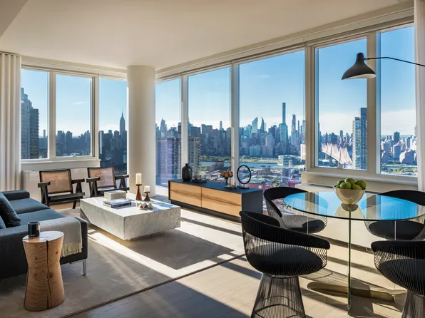 28-30 Jackson Avenue image 1 of 3