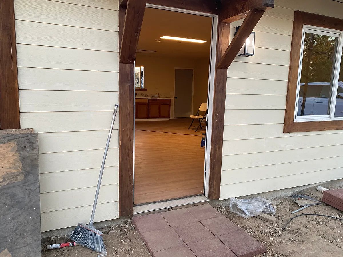 Building Photo - 3704 E Laurite Ave #2