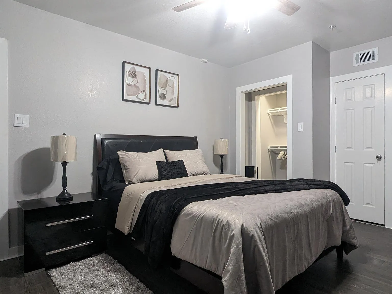 8 bed, 6.5 bath, 4440 sqft, $950 — Photo 2