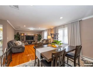 235 Elm Ave #1A, Teaneck, NJ 07666