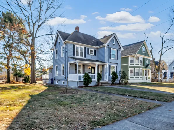 208 Center Street, West Haven, CT 06516