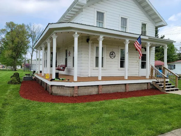 105 E Hotchin Ave, White Pigeon, MI 49099