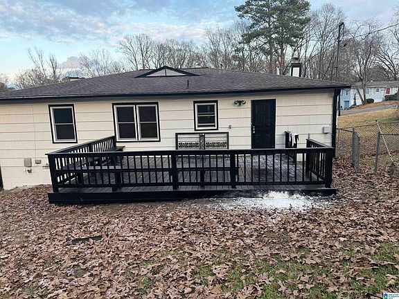 3rd image of 532 Rollingwood Rd