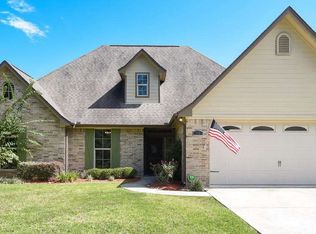 15 Hooks Rd, Lumberton, TX 77657