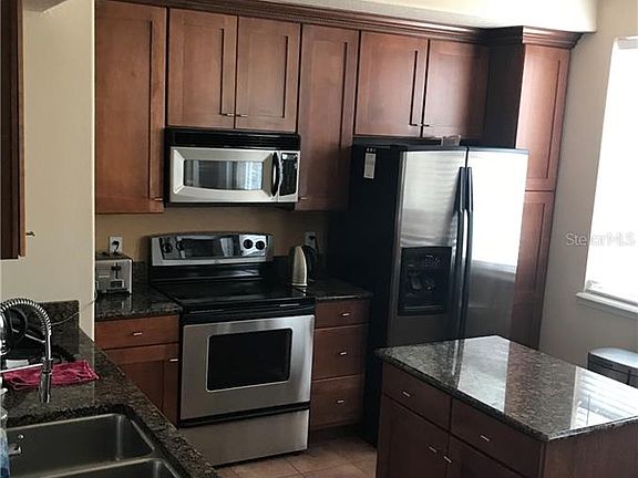3rd image of 1537 Chatfield Pl