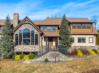 3050 Summit Trails Dr, Sevierville, TN 37862