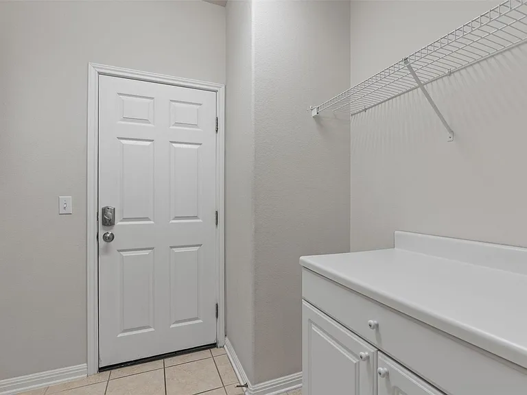 101 Dawson Trl — Photo 15
