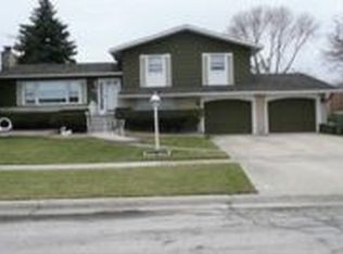6249 El Morro Ln, Oak Forest, IL 60452