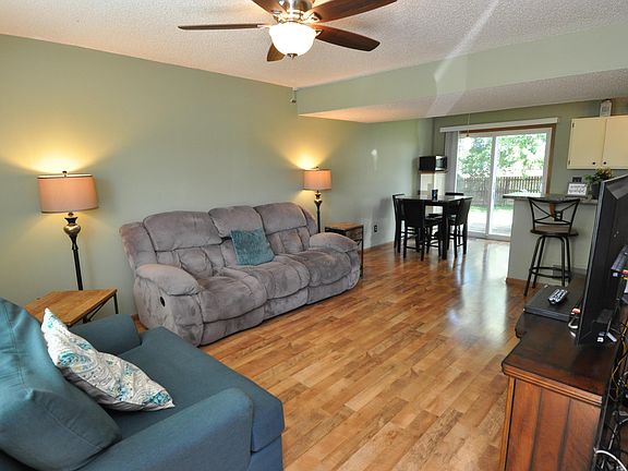 2nd image of 6189 Shelba Dr