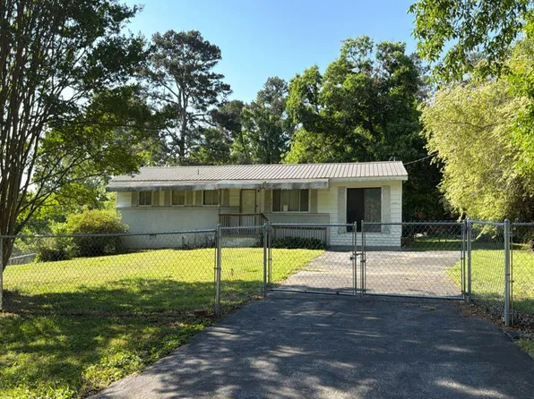 539 Davis Rd, Chickamauga, GA 30707