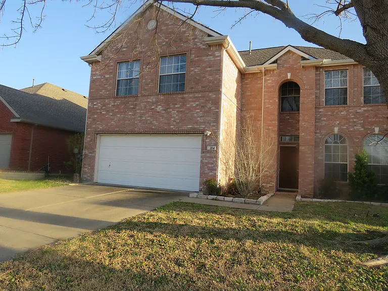3104 Deleon Dr — Photo 2