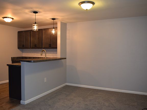 4th image of 147 Denrose Dr