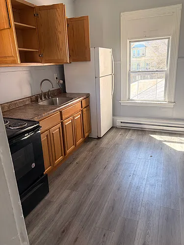 144 Prospect St Photo 1