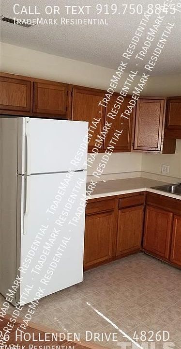 2nd image of 4826 Hollenden Dr #4826D