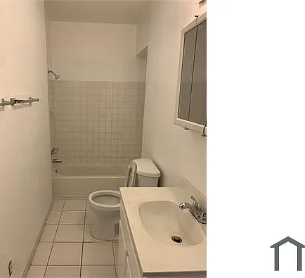 2418 W 23rd St #2 — Photo 7