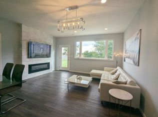 571 Rabbit Run Rd, West Lafayette, IN 47906