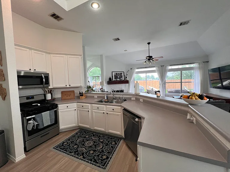 505 Preakness Pl — Photo 21