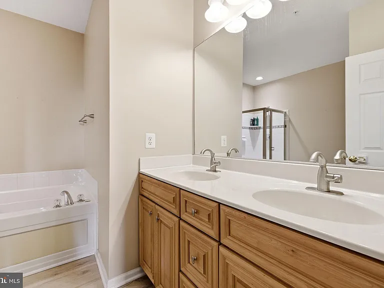43905 Hickory Corner Ter #105 — Photo 16
