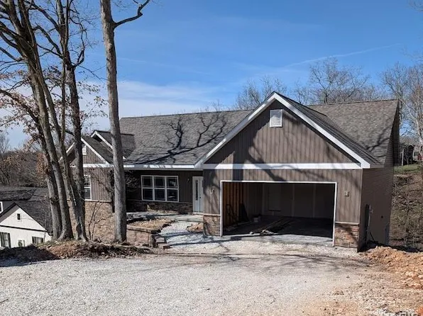 658 Mahogany Dr, Foristell, MO 63348