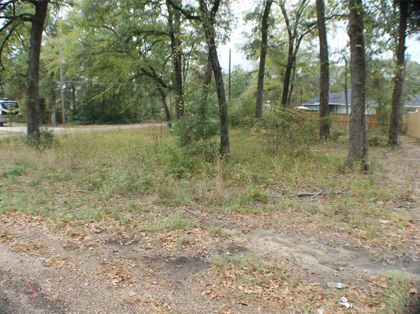 6101 Chickasaw Dr, Mabank, TX 75156