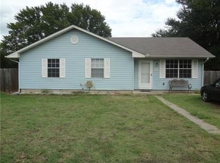 307 N Commerce St, Savoy, TX 75479