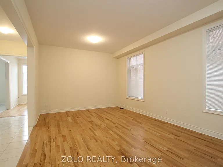 64 Cayton Cres — Photo 49