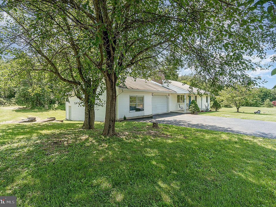 7197 Union Deposit Rd, Hummelstown, PA 17036 MLS PADA2025984 Zillow