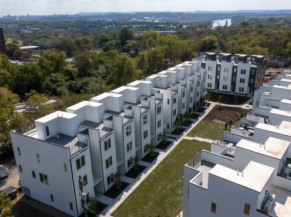 514 Cliff Cir #20, Nashville, TN 37218