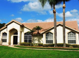 18305 Bittern Ave, Lutz, FL 33558