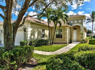8710 Ibis Cove Cir, Naples, FL 34119