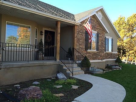 1st image of 15 E Loafer Dr
